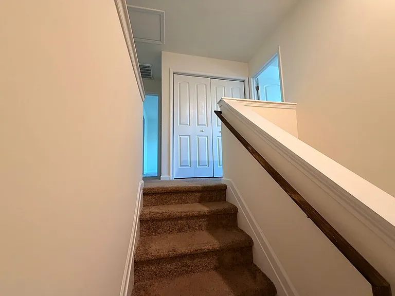 948 Brentwood Park Ln — Photo 27