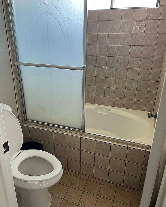 Fully renovated bathrooms