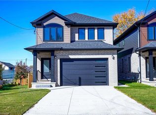 256 King St W, Ingersoll, ON N5C 2K7