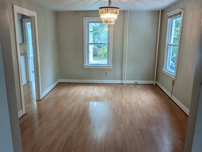 133 Gorham St — Photo 3