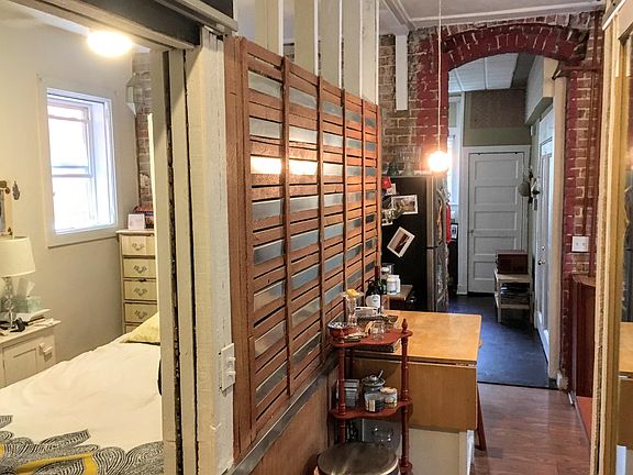 3rd image of 123 S Pennsylvania St #10718385