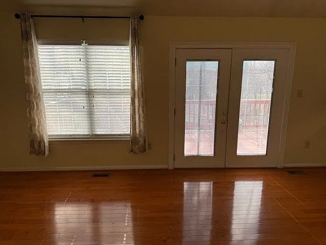 101 Shady Creek Ct — Photo 17