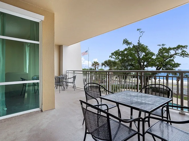 Beach Dr — Photo 46