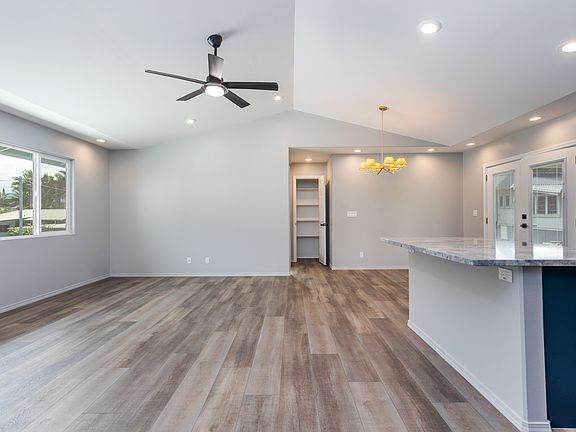 5th image of 849 Manono St