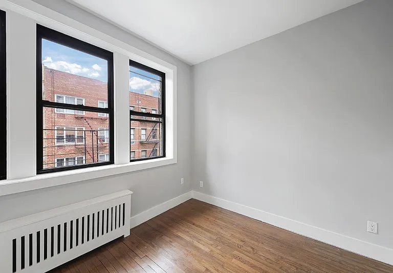 518 E 88th St #4B — Photo 5