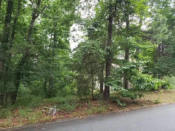 3rd image of 900 Oregano Ct SE