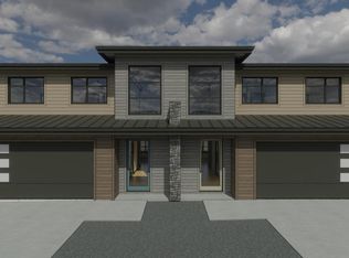 38 Rue Cheval Cir #327, Kamloops, BC V1S0G4