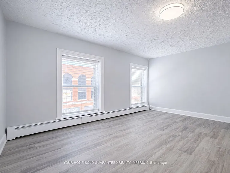 33 Ontario St #6 — Photo 9