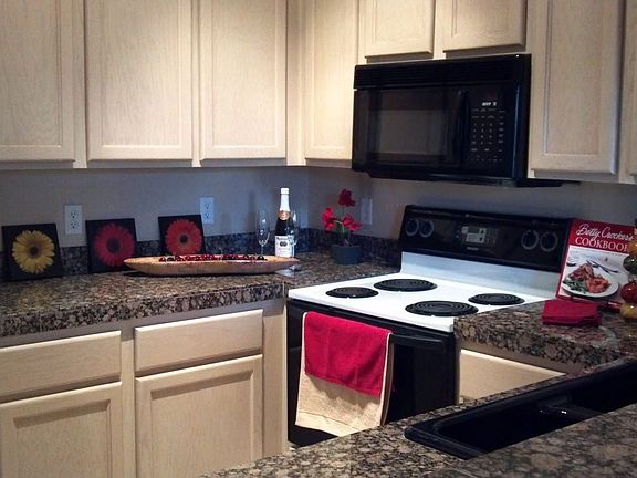 4th image of 16354 E Palisades Blvd Unit 3-101