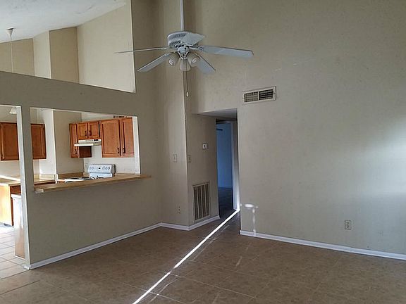 3rd image of 2518 Sand Plum Dr