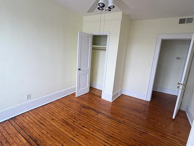 107 Ashley Ave #D — Photo 17