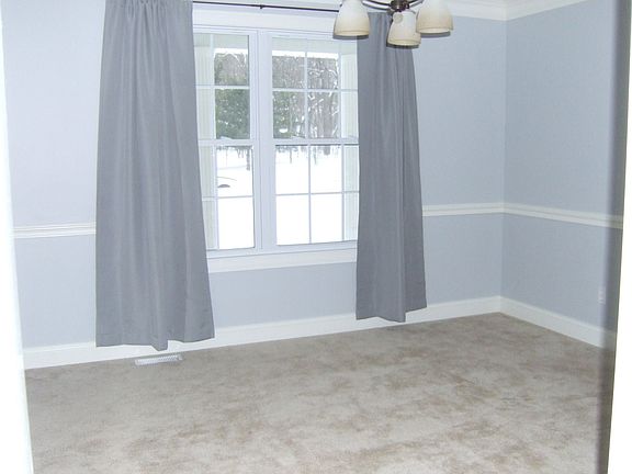3rd image of 544 Marsh Way