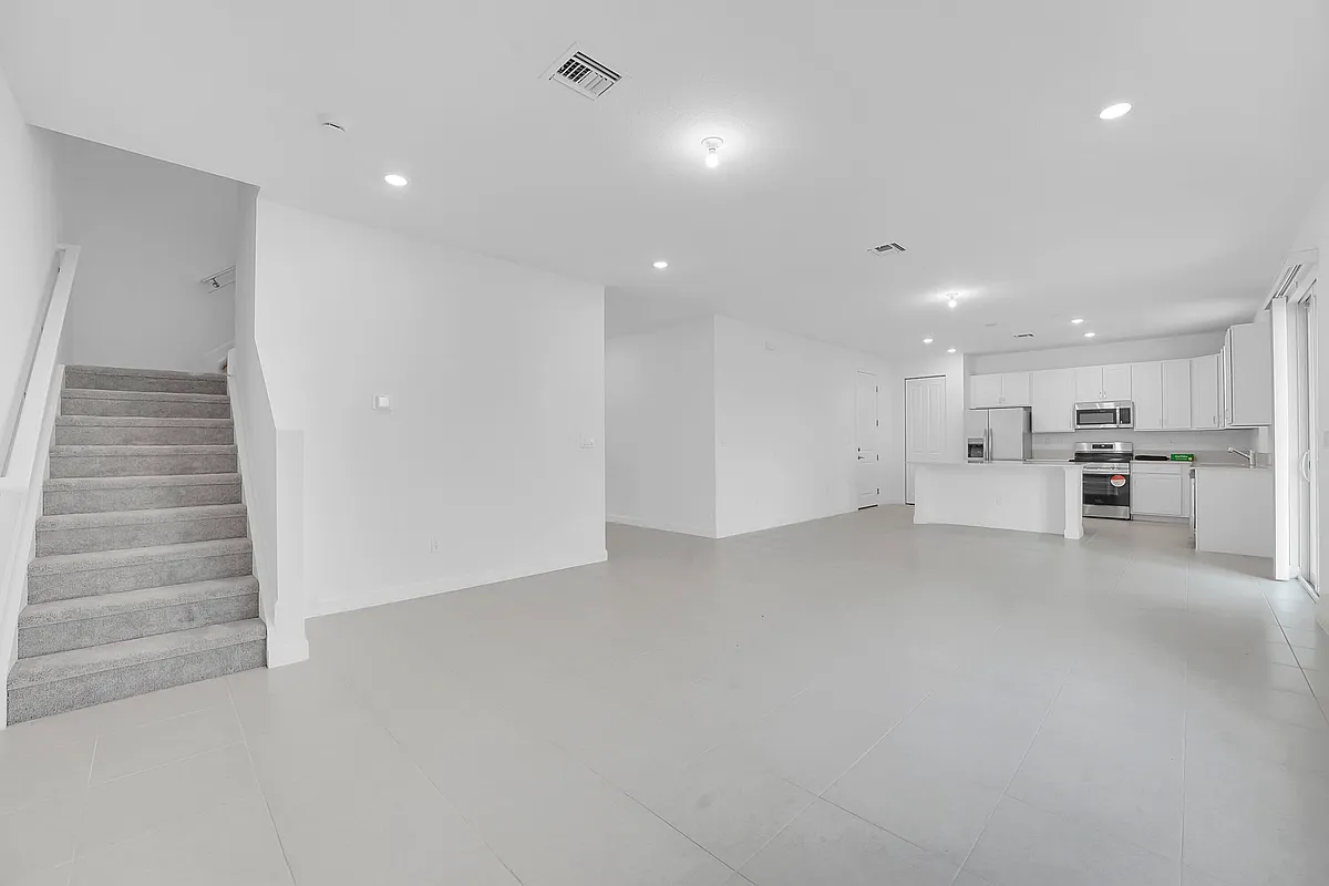 Building Photo - 3551 Angler Dr
