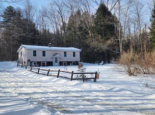 193 Mountain Rd, Saint Albans, ME 04971