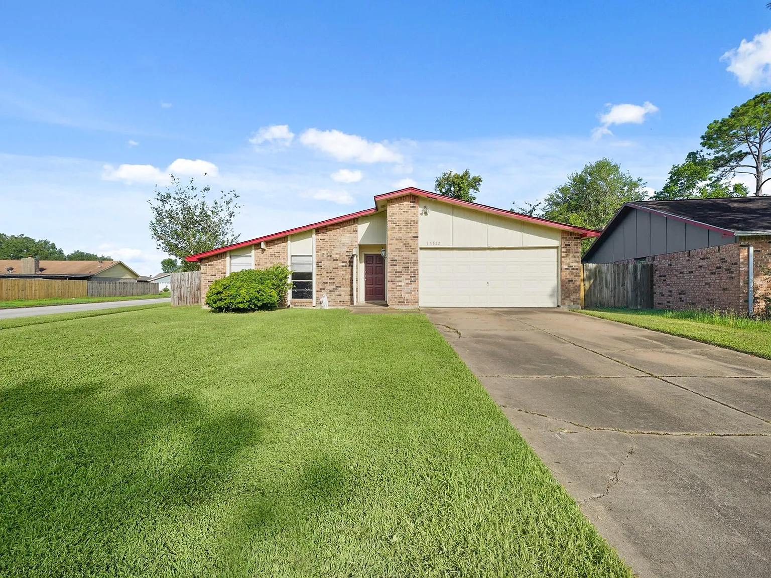 3 bed, 2.0 bath, 1878 sqft, $1,695 — Photo 1