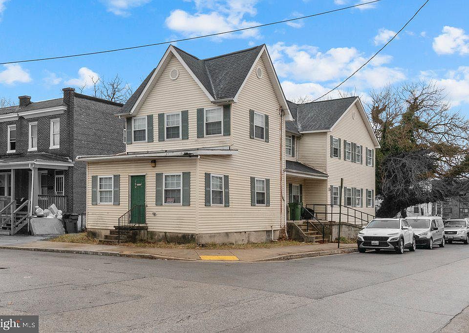 1st image of 3921 Old York Rd