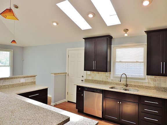 5th image of 12902 S Eggleston Ave