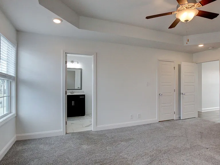 702 Ellie Nat Dr — Photo 26