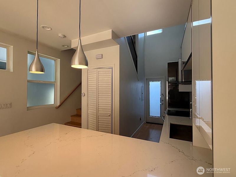 3rd image of 6317 34th Avenue