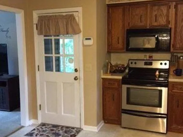 483 Midlawn Dr, Wilkesboro, NC 28697