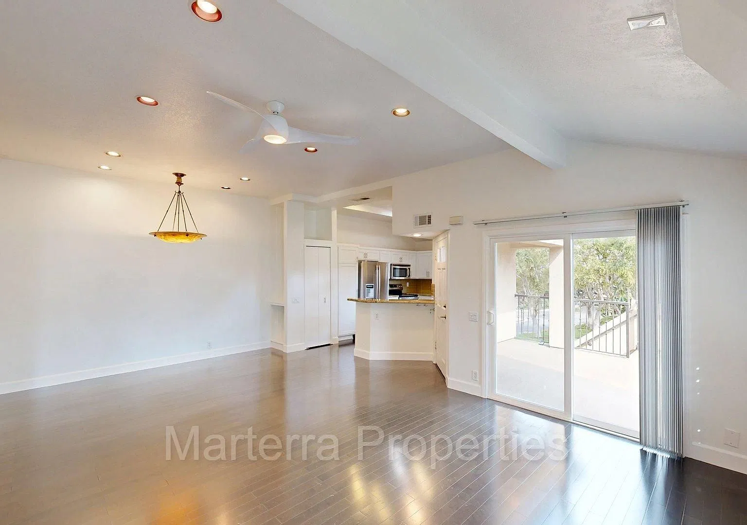 Beautiful Home in the Corsica Villas! — Photo 4