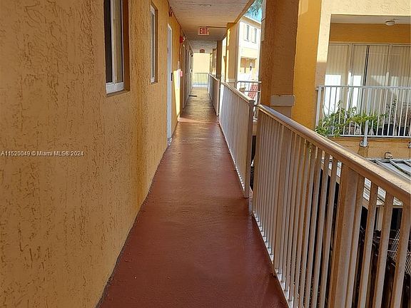 5th image of 6215 Kendale Lakes Cir #267