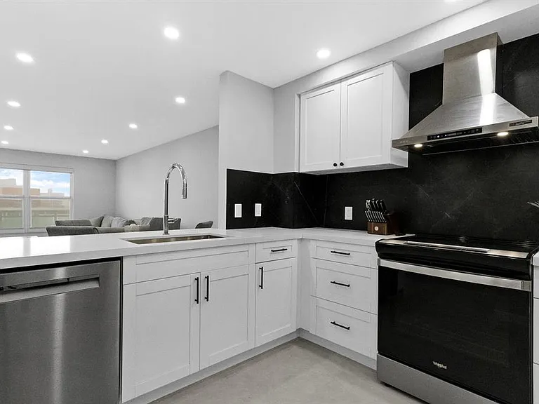 3900 Galt Ocean Dr #2114 — Photo 3