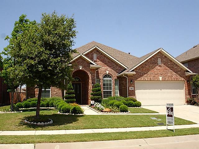 1st image of 648 Lake City Dr