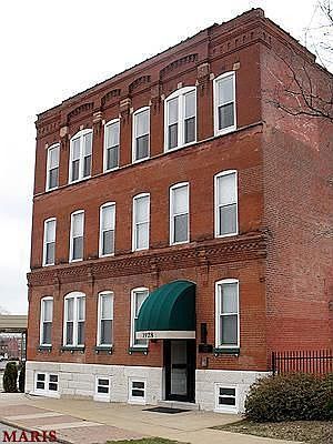 1st image of 1926-1930 Gravois Ave #1