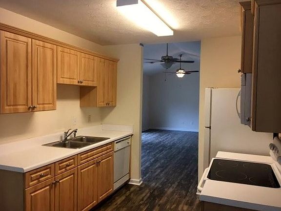 5th image of 1222 Beamon Ln