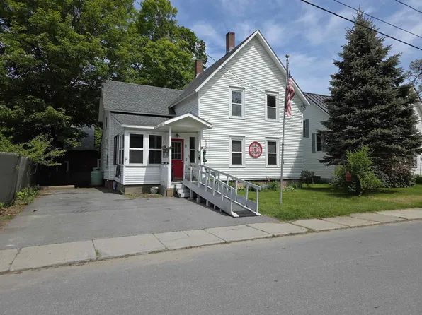 8 Center Street, Springfield, VT 05156