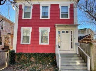 53 Kinnaird St #1, Cambridge, MA 02139