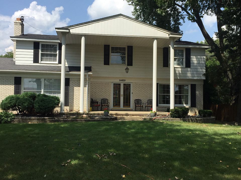 1st image of 54829 Blue Cloud Dr