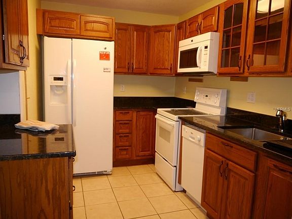3rd image of 4911 Coquina Key Dr SE APT B