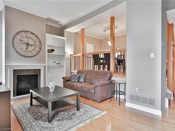 5th image of 1250 Marlborough Ct #30