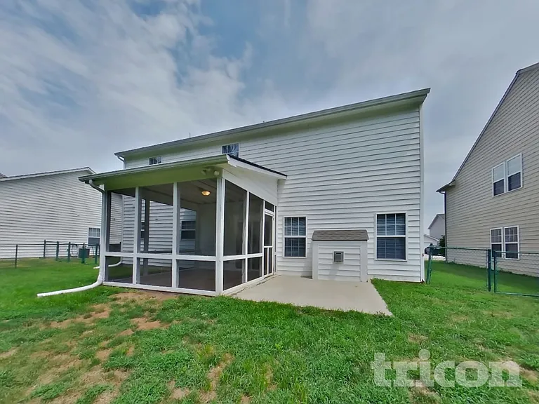 2990 Parkview Dr — Photo 18