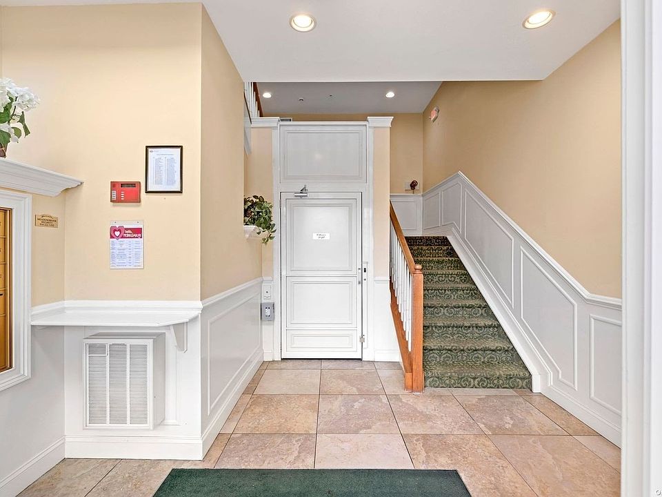 Meadowbrook Pointe 458 Pacing Way Westbury NY Zillow