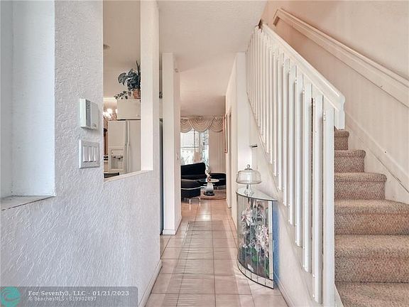 4th image of 9056 NW 54th St