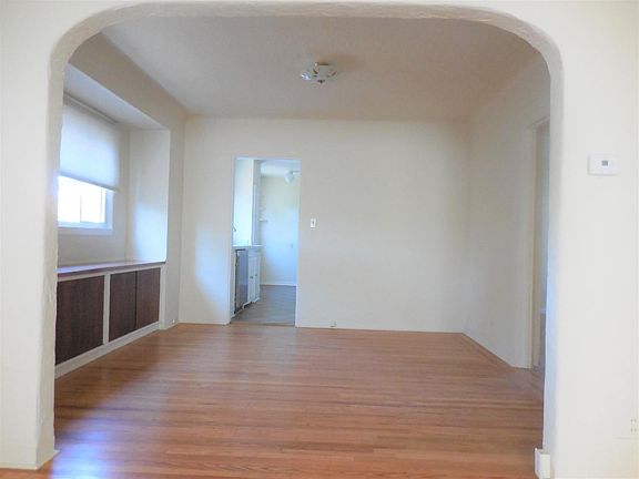 2nd image of 151 Oregon Ave