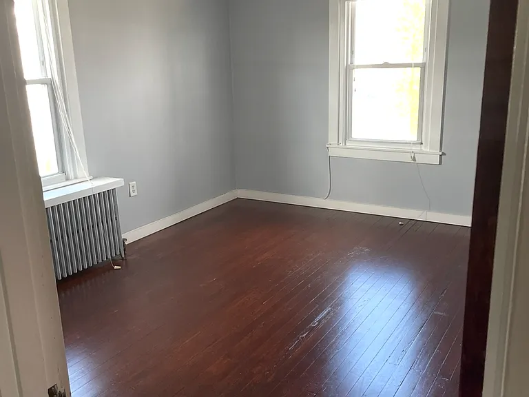 140 E 4th Ave — Photo 21