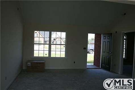 3rd image of 2680 Delong St