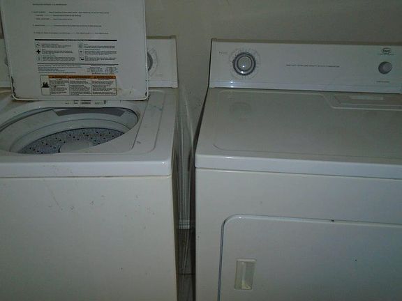 4th image of 1411 NW Lake Ave Unit B