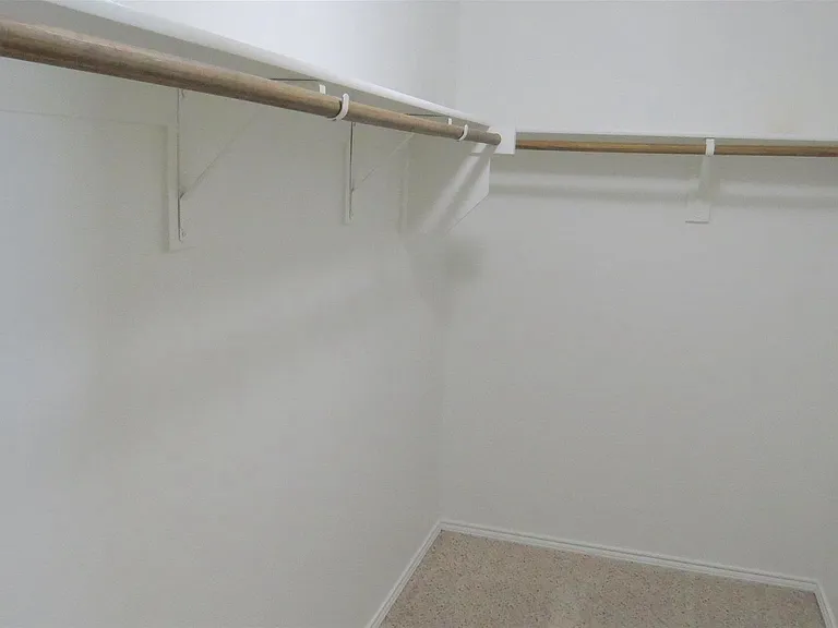 433 Magma Dr — Photo 11