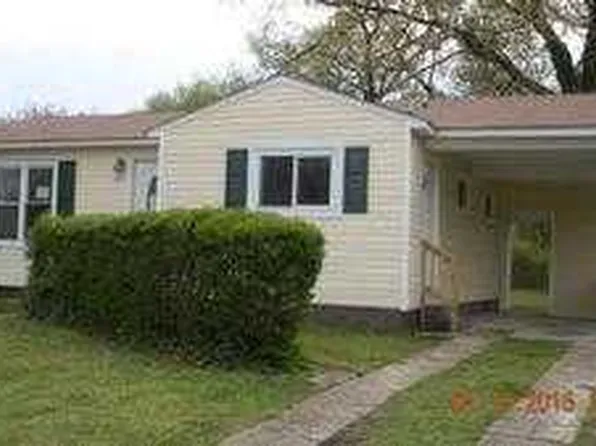 5105 Neal St, Chesapeake, VA 23320
