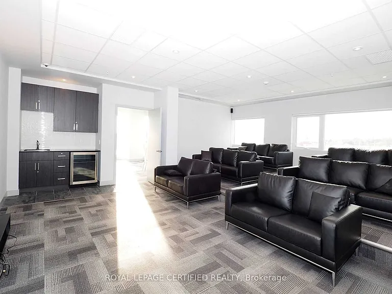 1 Victoria St S #508 — Photo 22