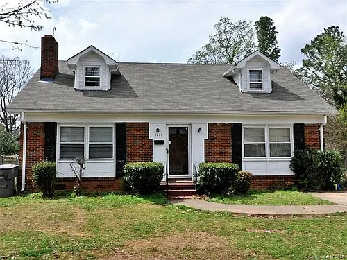 10018 Mallard Creek Rd Photo 1