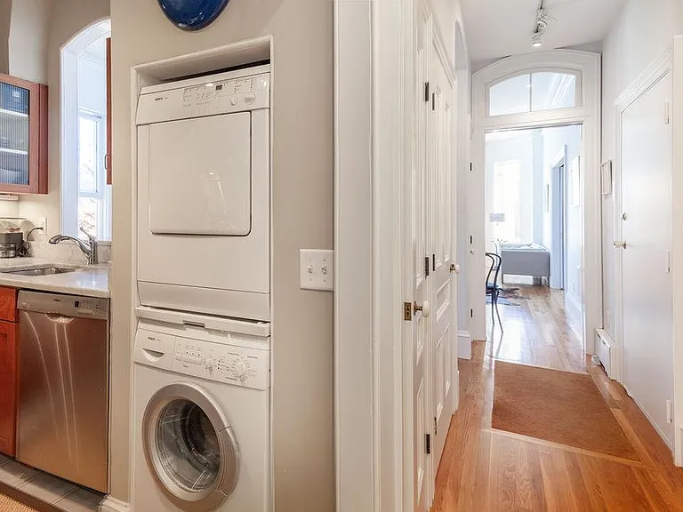 495 Columbus Ave #2 — Photo 14