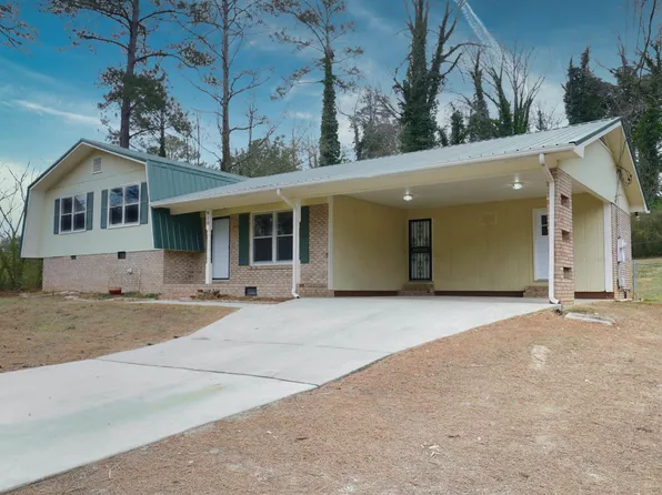 910 Lenlock Ln, Anniston, AL 36206