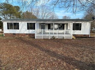 2014 Wesley Rd, Boonville, NC 27011