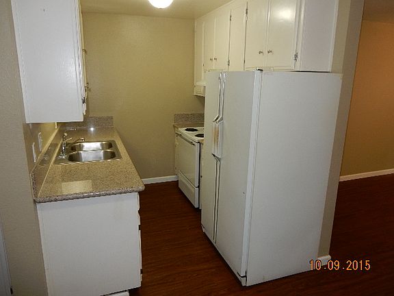 5th image of 4424 47th St APT 7